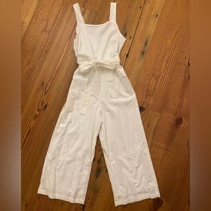 White linen jumpsuit! Great for summer bride or just a summer outing!